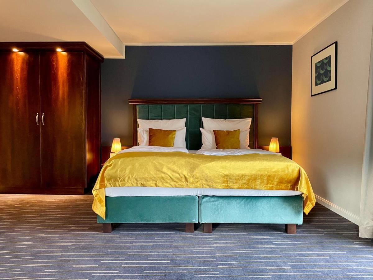 Logis Hotel Quartier 5, Saechsische Schweiz, Mit Restaurant, Cafe & Bar Kurort Gohrisch Dış mekan fotoğraf